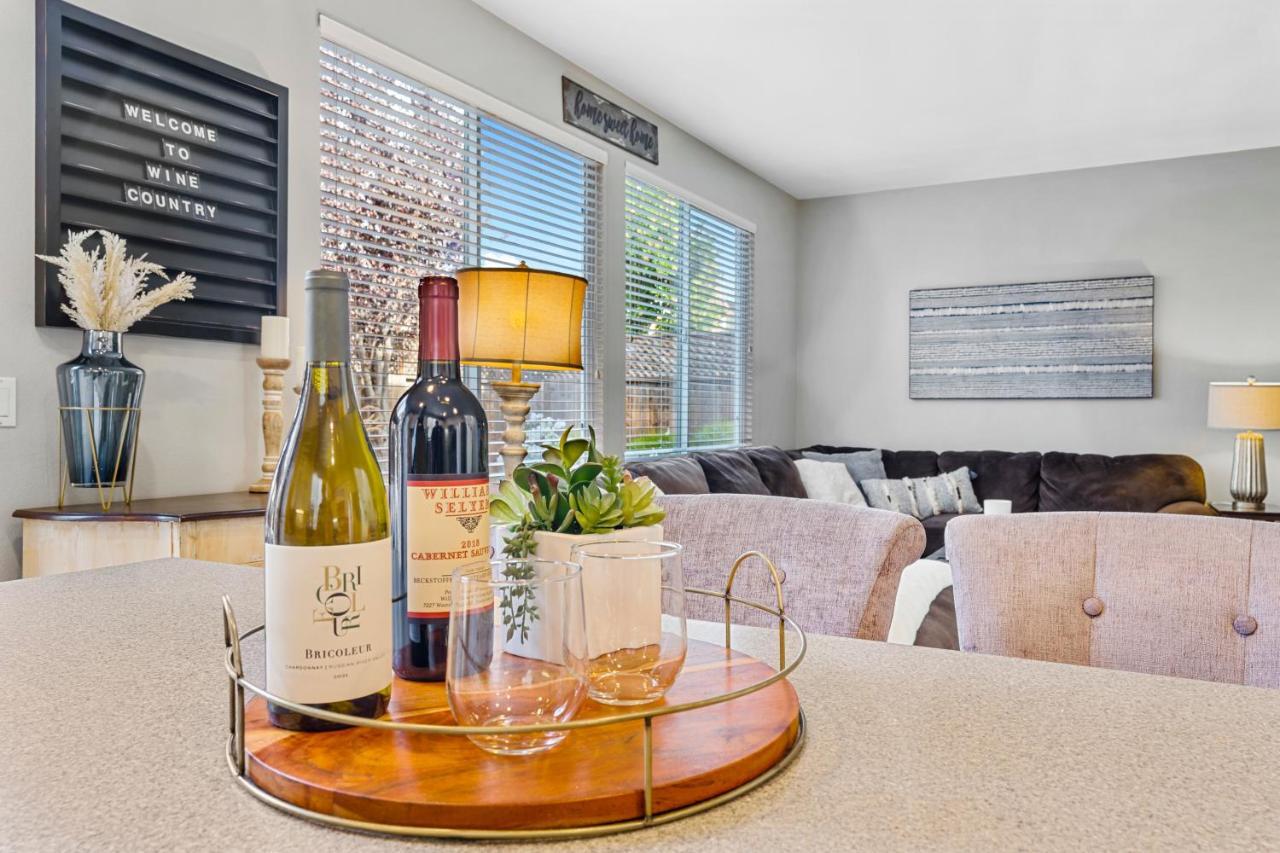 Brand New Listing - Windsor “Winetopia” Getaway Extérieur photo