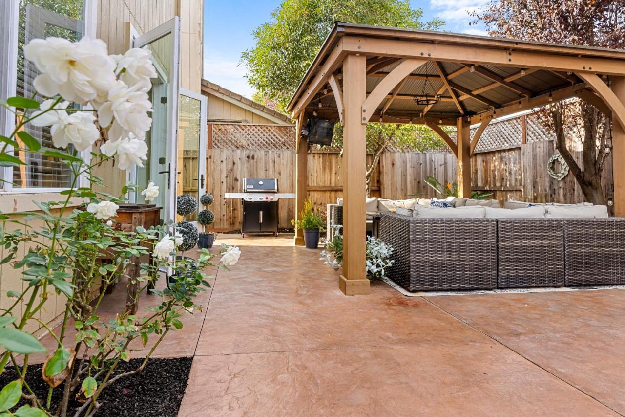 Brand New Listing - Windsor “Winetopia” Getaway Extérieur photo