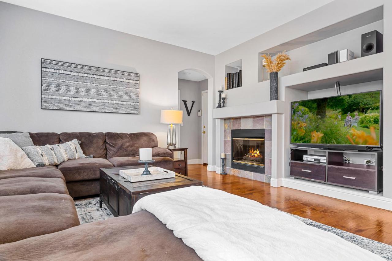 Brand New Listing - Windsor “Winetopia” Getaway Extérieur photo